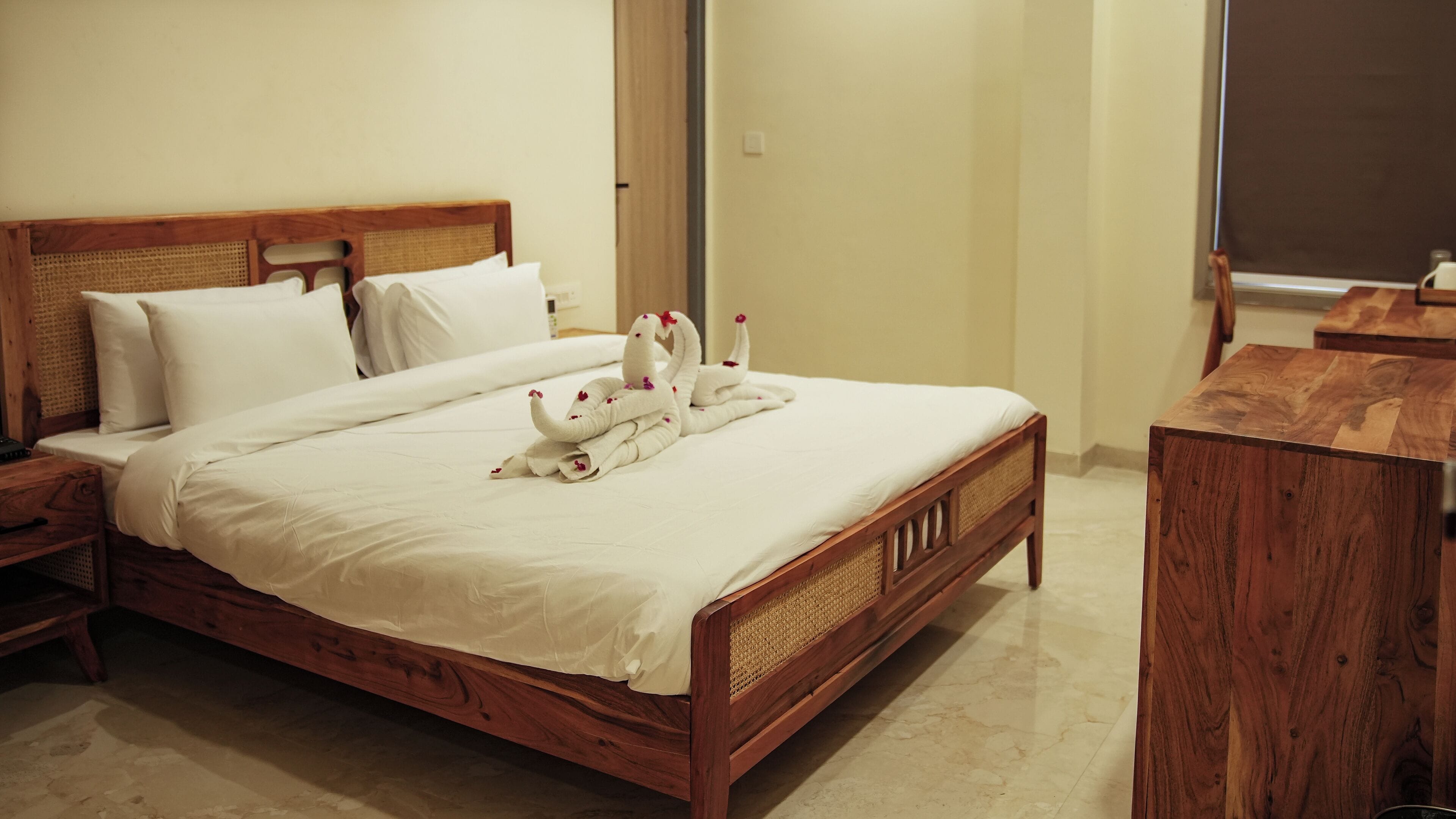 Villa Premium | Una scrivania, postazione laptop, Wi-Fi gratuito