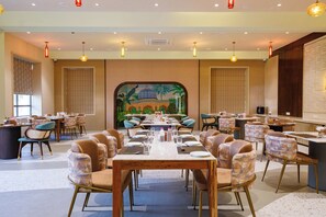 Restaurant - NOWAL NATURECARE RESORT (Renwal)