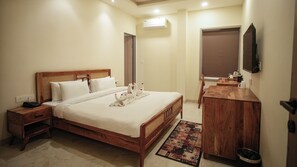 Premium Room | Free WiFi - NOWAL NATURECARE RESORT (JAIPUR)