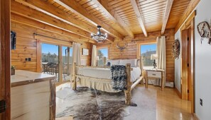 5 sovrum, skrivbord, strykjärn/strykbräda och wi-fi