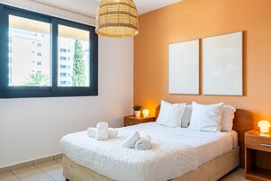 Apartment, 1 Double Bed, Kitchen, City View | Egyptian cotton sheets, premium bedding, individually decorated