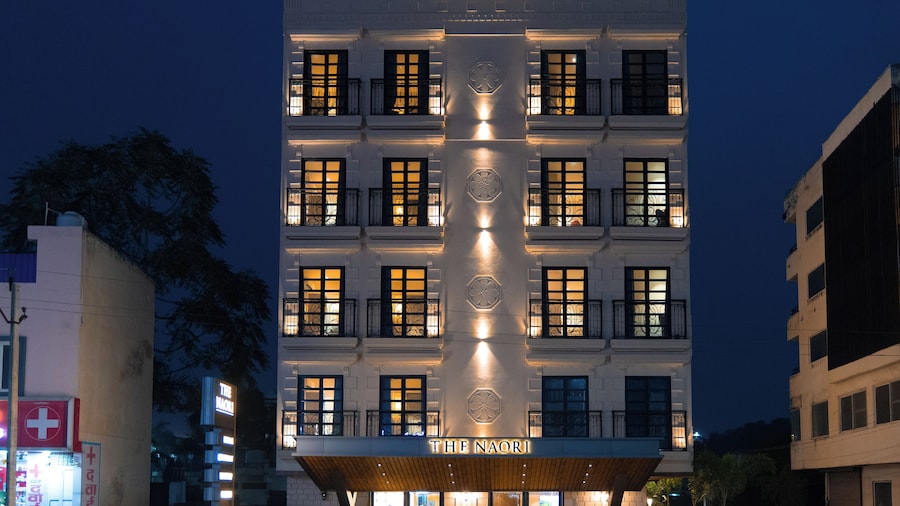 Naori by Alaya Stays