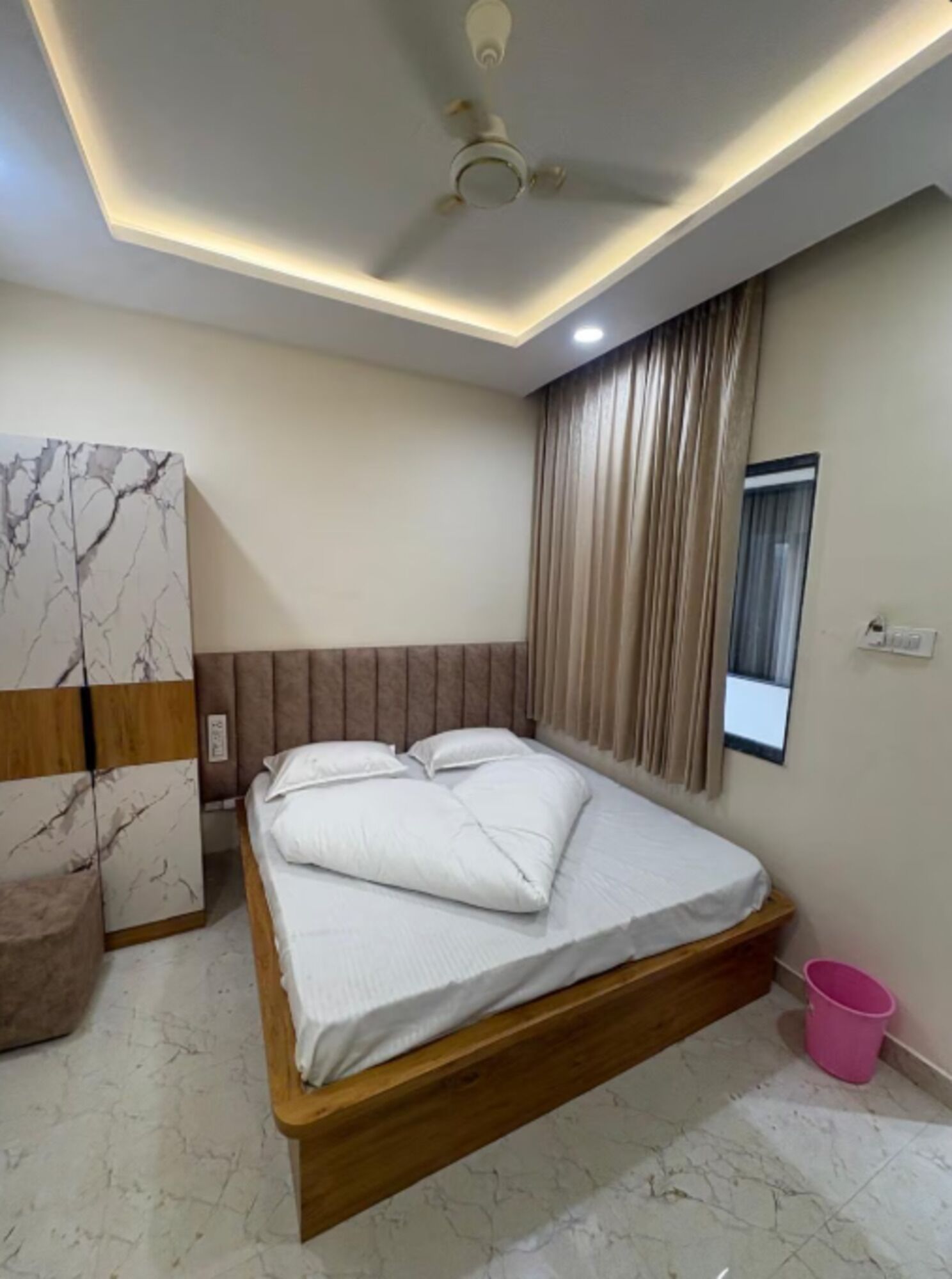 โต๊ะทำงาน, Wi-Fi ฟรี