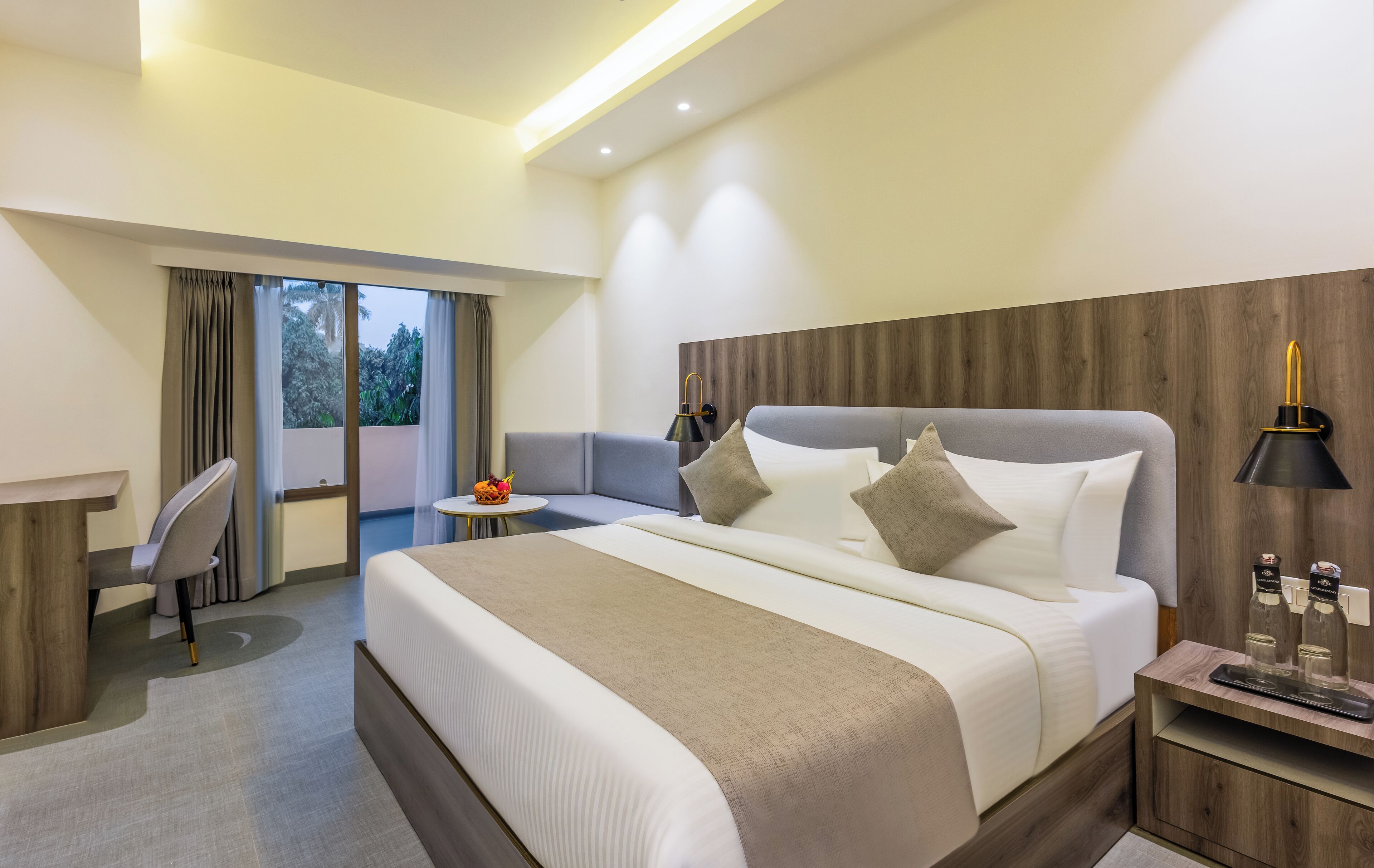 Superior Room, Balcony | Desk, free WiFi