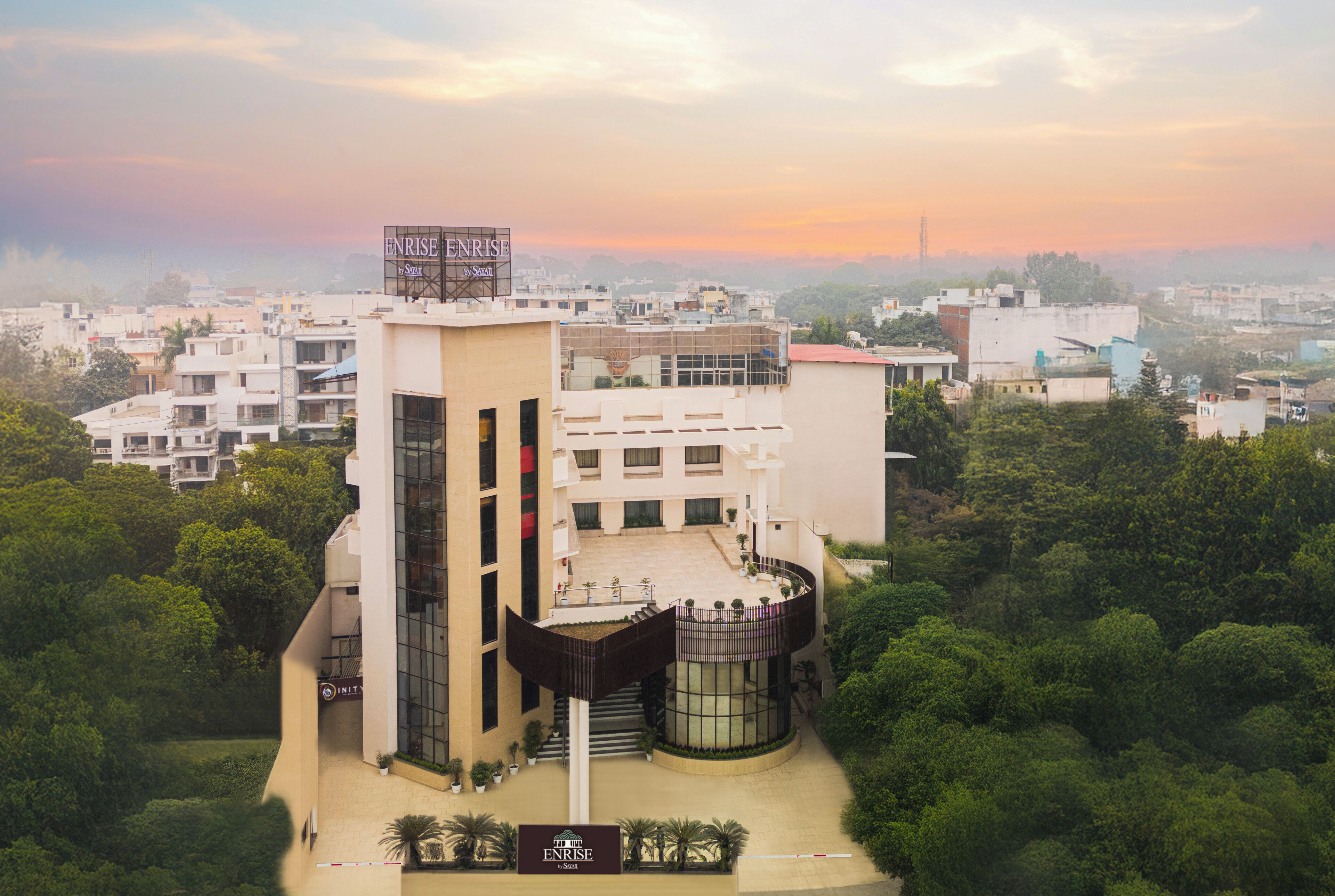 واجهة المنشأة