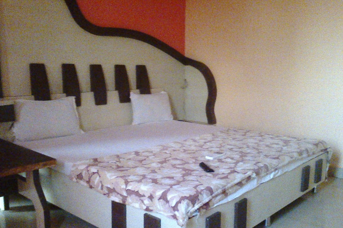 Habitación doble superior | Escritorio y wifi gratis