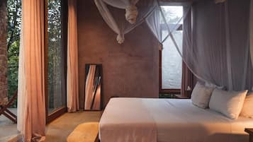 Standard Double Room, Patio, Garden View