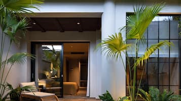 Superior Double Room, Courtyard View | Courtyard view