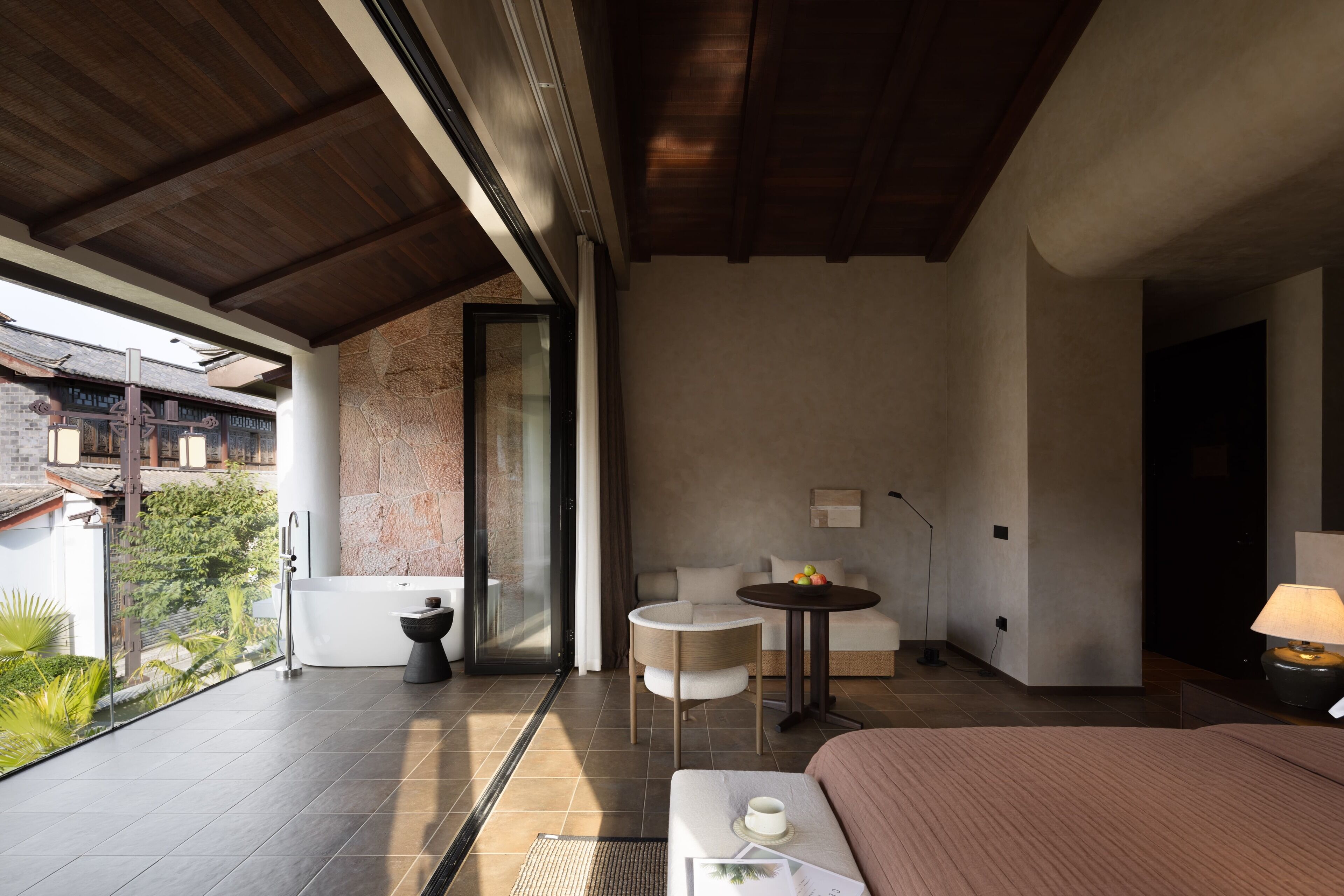 Chambre Double Sénior, vue montagne | Baignoire relaxante profonde