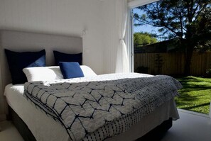 3 bedrooms, bed sheets - Alora Cottage ~ Beach House in Bendalong (Bendalong)