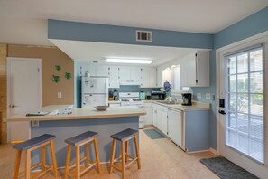 Fridge, microwave, stovetop, dishwasher - Arcade & Pool Access: Panama City Beach Townhome! (Panama City Beach)