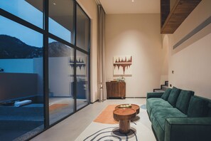 Superior Villa, Hill View | Living area - Ubaia Hotel (Miyun)