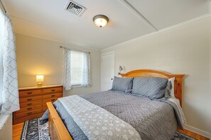 3 chambres, bureau, fer et planche à repasser, accès Internet