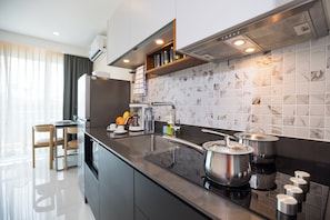 Comfort Apartment, 1 King Bed, Balcony, Garden View | Private kitchenette | Full-size fridge, microwave, stovetop, coffee/tea maker - Woodbridge Property at Karon Butterfly (Karon)