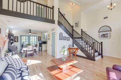 Outdoor Kitchen & Gaming Garage: Bradenton Retreat