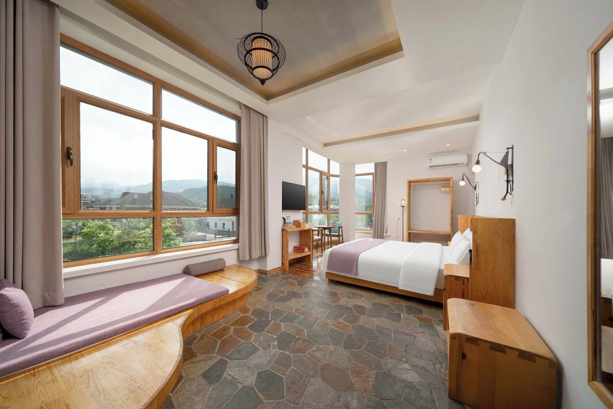 Traditionele kamer | Een bureau, verduisterende gordijnen, gratis wifi, beddengoed