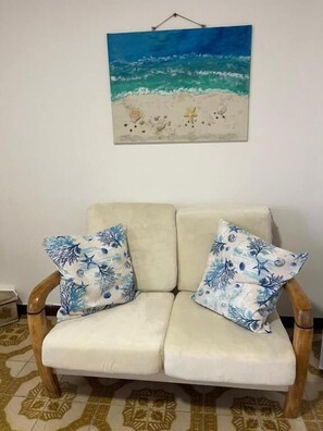 Living area - Cozy One-bedroom Retreat in Polignano a Mare (Polignano a Mare)