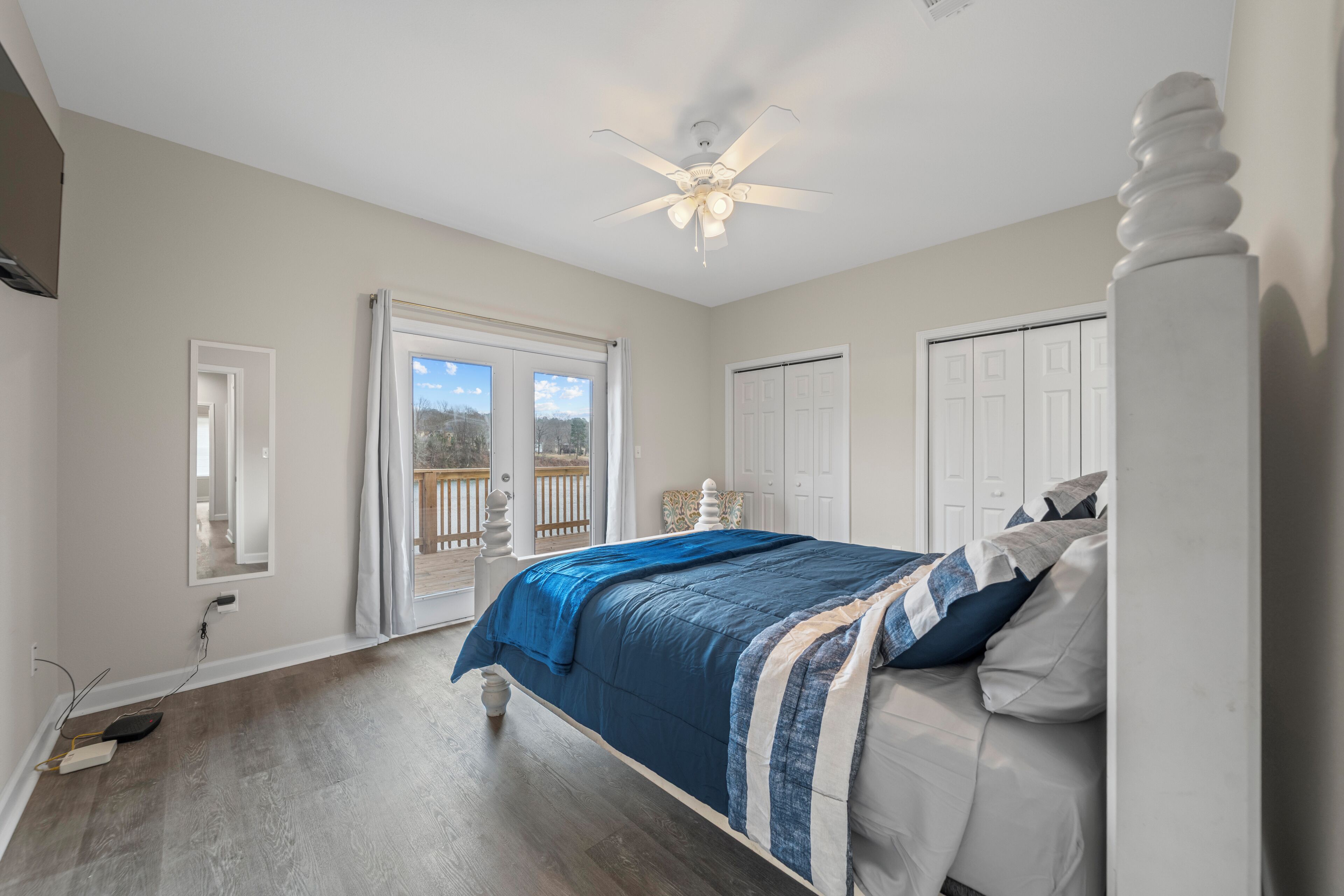 2 bedrooms, WiFi, bed sheets