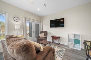 Smart TV - New Townhouse Condo @ Diamondhead Lake Unit 1A (Hot Springs National Park)