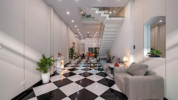 Resortwoning, 5 slaapkamers, uitzicht op tuin | Woonruimte