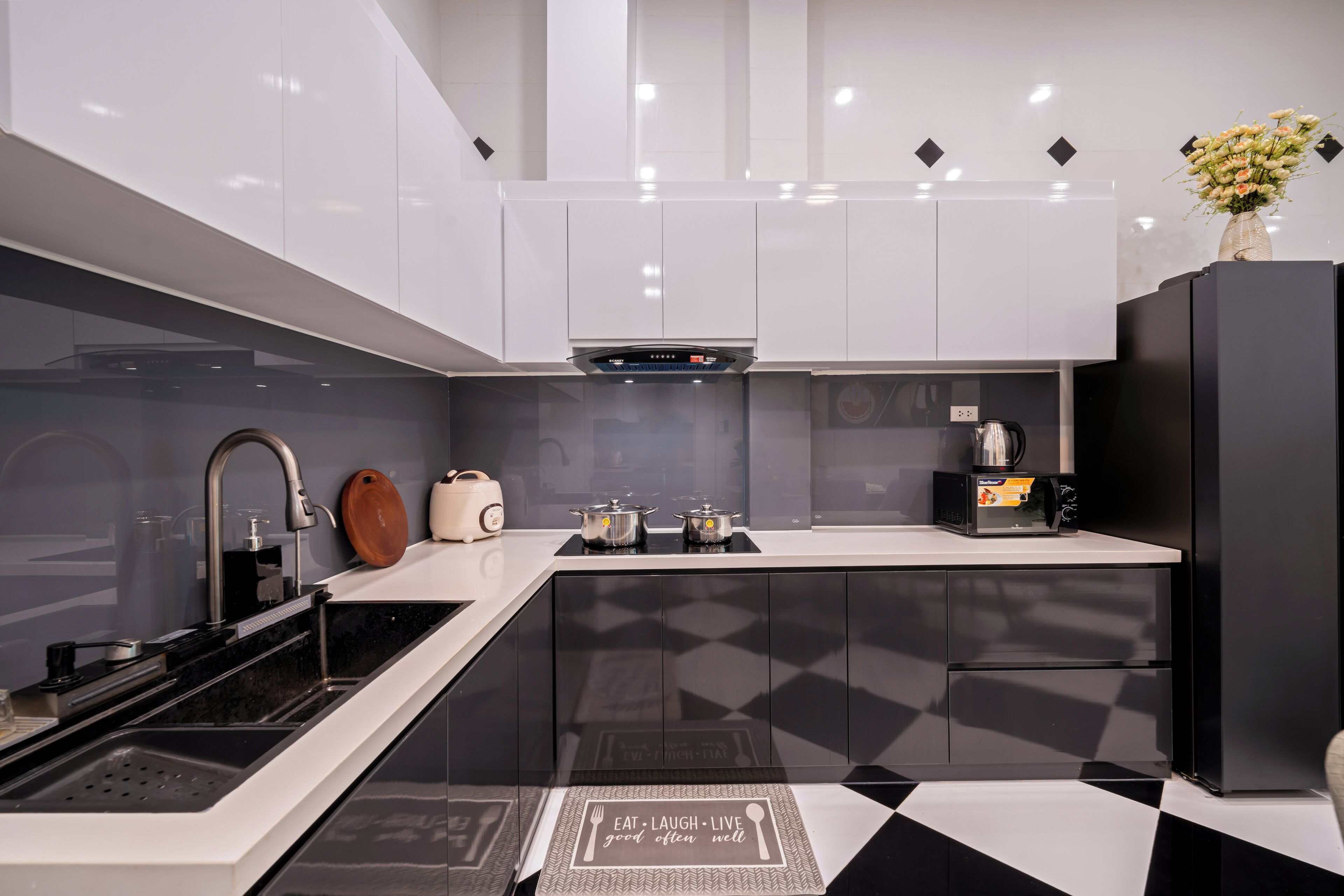 타운홈, 침실 5개, 정원 전망 | 전용 주방 | 냉장고, 전자레인지, 쿡탑, 조리 도구/접시/주방 기구