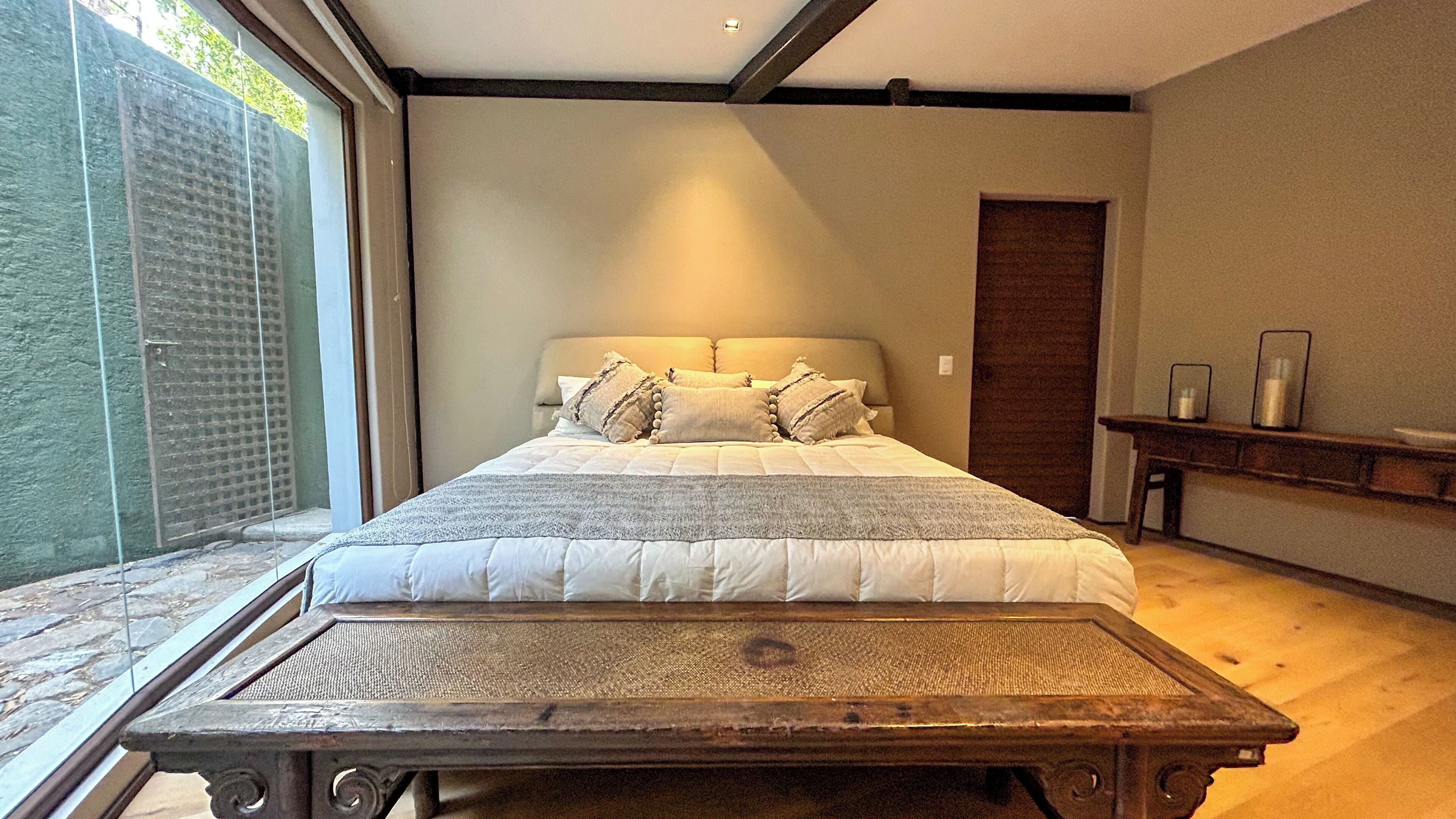 6 dormitorios, escritorio, tabla de planchar con plancha y wifi gratis