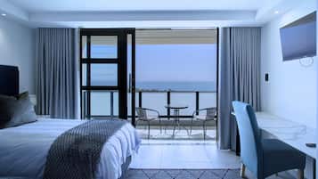 Premier Studio Suite, Ocean View | In-room safe, iron/ironing board, free WiFi