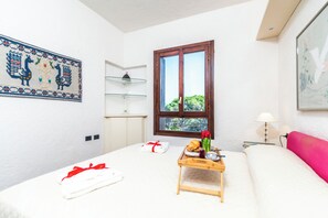 Apartamento família, vários quartos, 2 banheiros (Il Vecchio Faro 66) | Vista do quarto