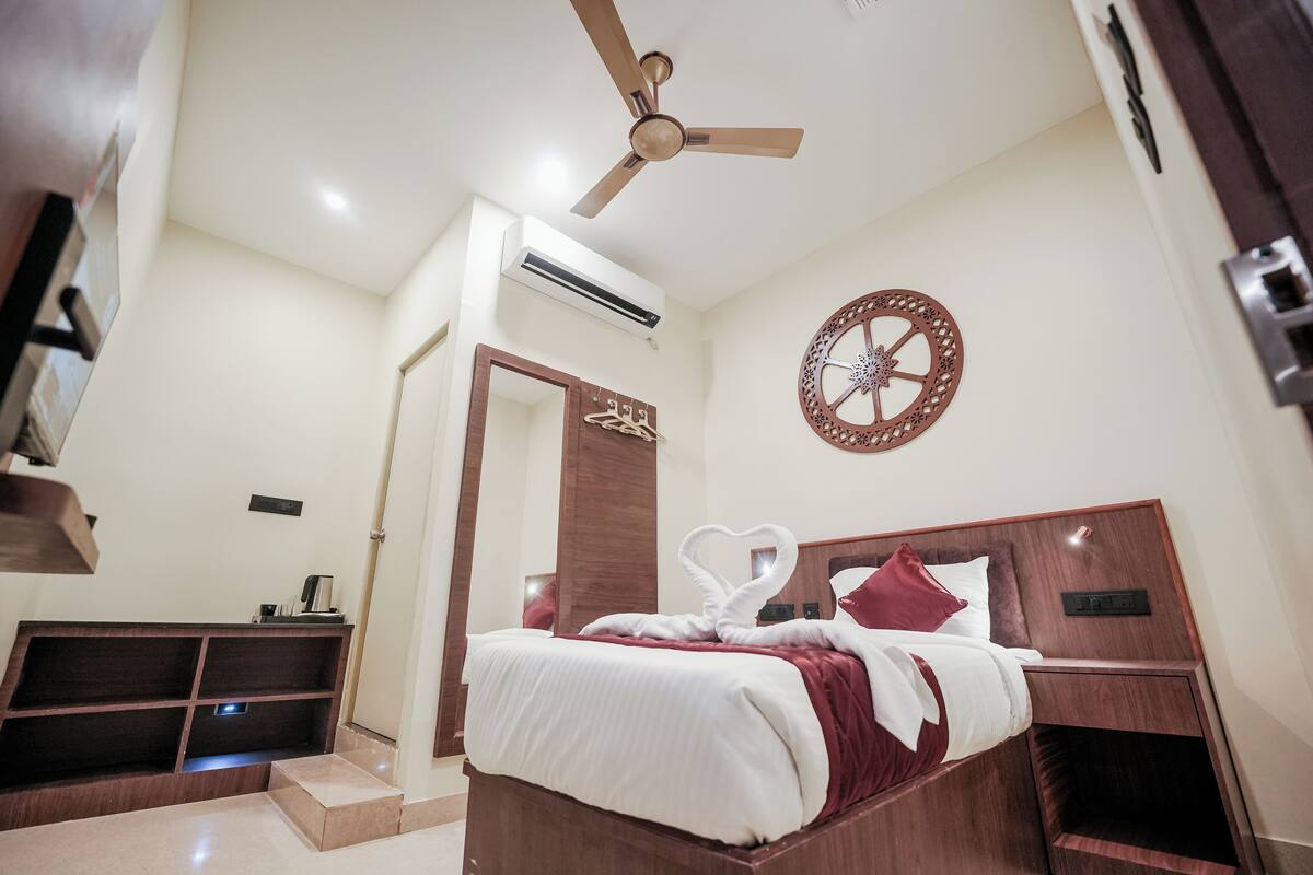 Standard Single Room, 1 Twin Bed, Non Smoking | Desk, free WiFi