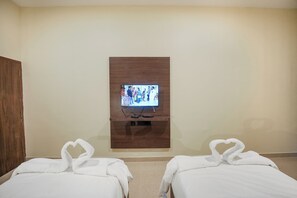 Standard Twin Room | Desk, free WiFi - KAYAL RESIDENCY (Gobichettipalayam)