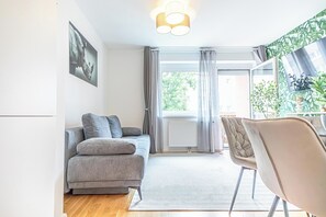 Eenvoudig appartement | Woonkamer