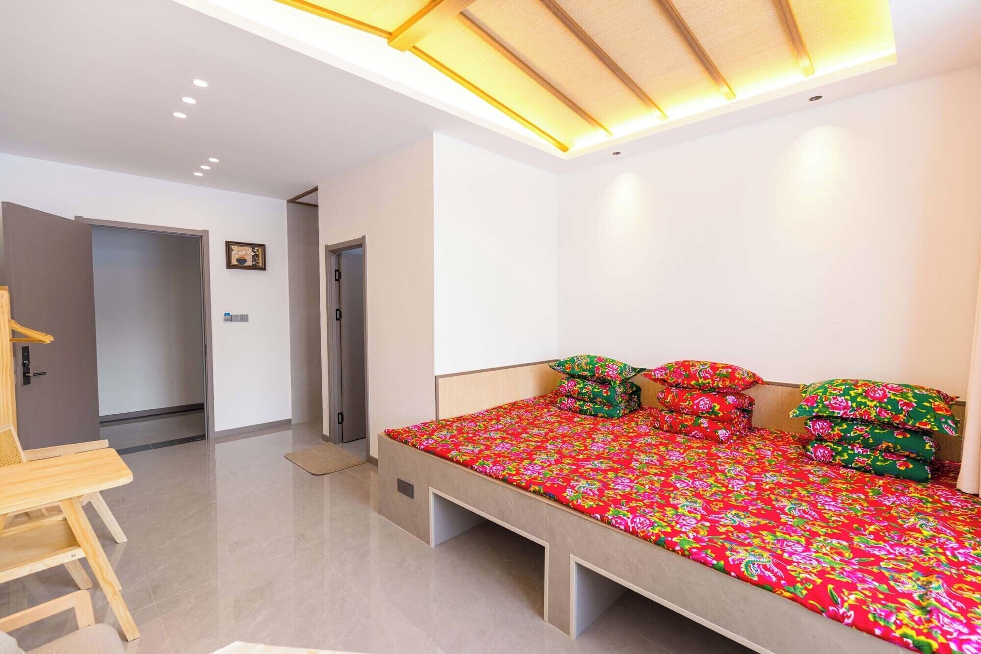 Family Suite | Meja, langsir/tirai gelap terus, Wi-fi percuma, cadar katil 
