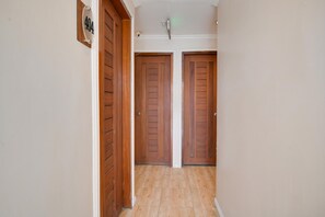 ฝ่ายต้อนรับ