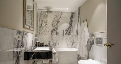 Aria Palace by OMNIA Hotels