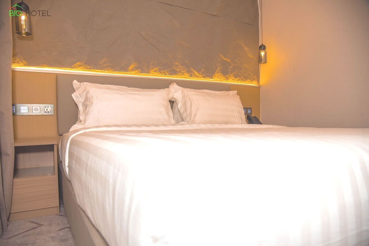 Deluxe Double or Twin Room, Balcony, City View | Iron/ironing board, free WiFi
