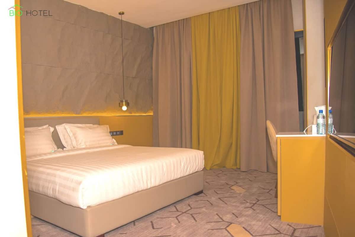 مكواة/لوح كي وواي فاي مجانًا