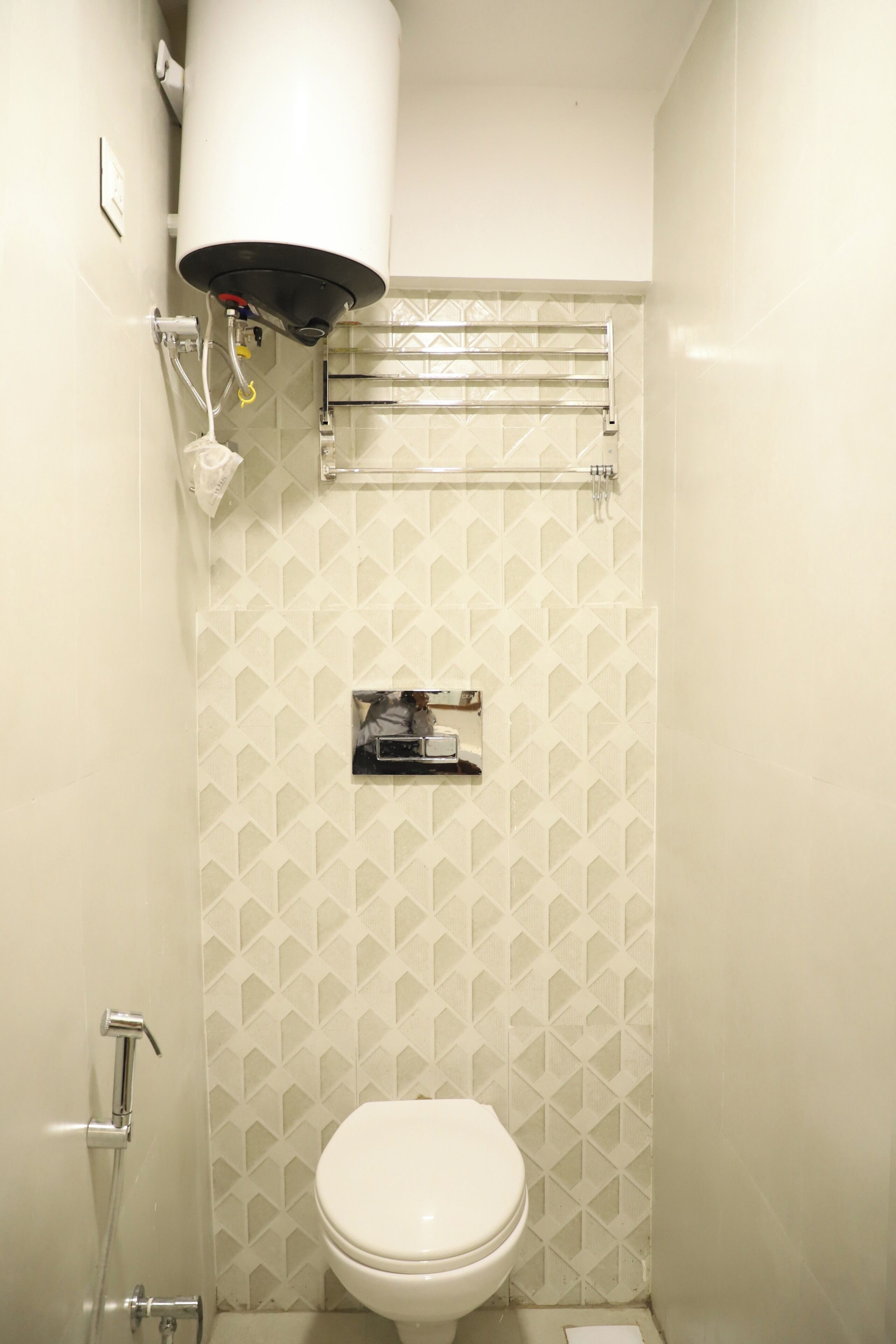Standard Room, City View | Bathroom