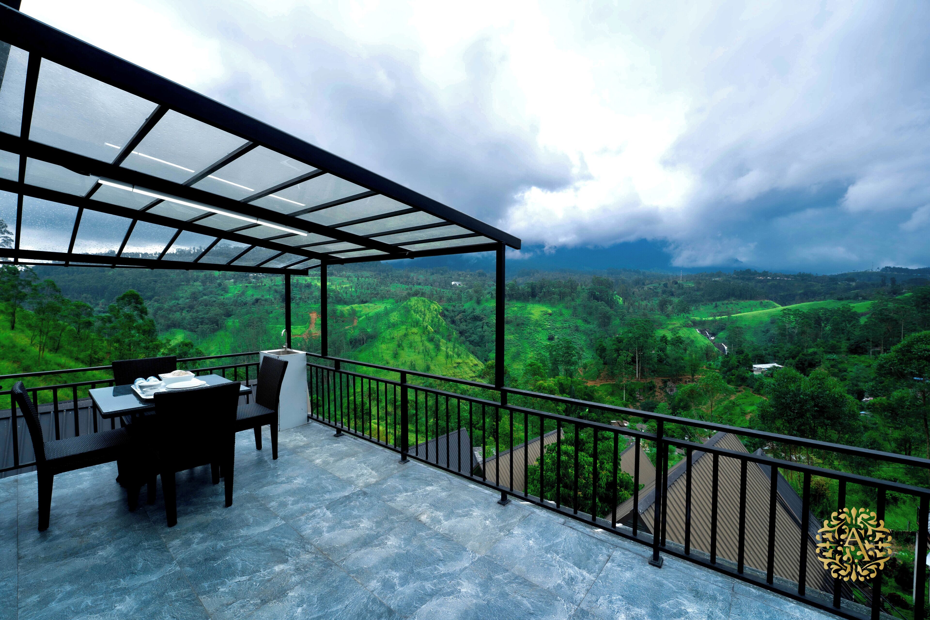 Family Room, Balcony, Mountain View | Mountain view