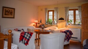Living area - 3 bedroom cozy home in Trelleborg (Trelleborg)