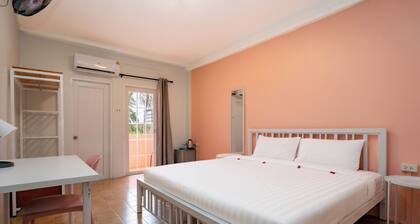 Pink Residence Chalong