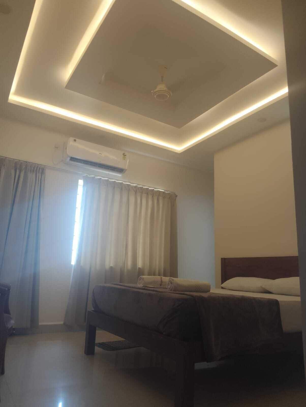 Skrivebord, arbejdsområde til bærbare computere, gratis Wi-Fi