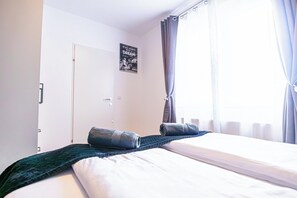 Basic Apartment | Iron/ironing board, free WiFi - Comfy 1BR 1LR Apt Donaustadt Zones (Wien)