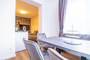 Basic Apartment | Living room - Comfy 1BR 1LR Apt Donaustadt Zones (Wien)