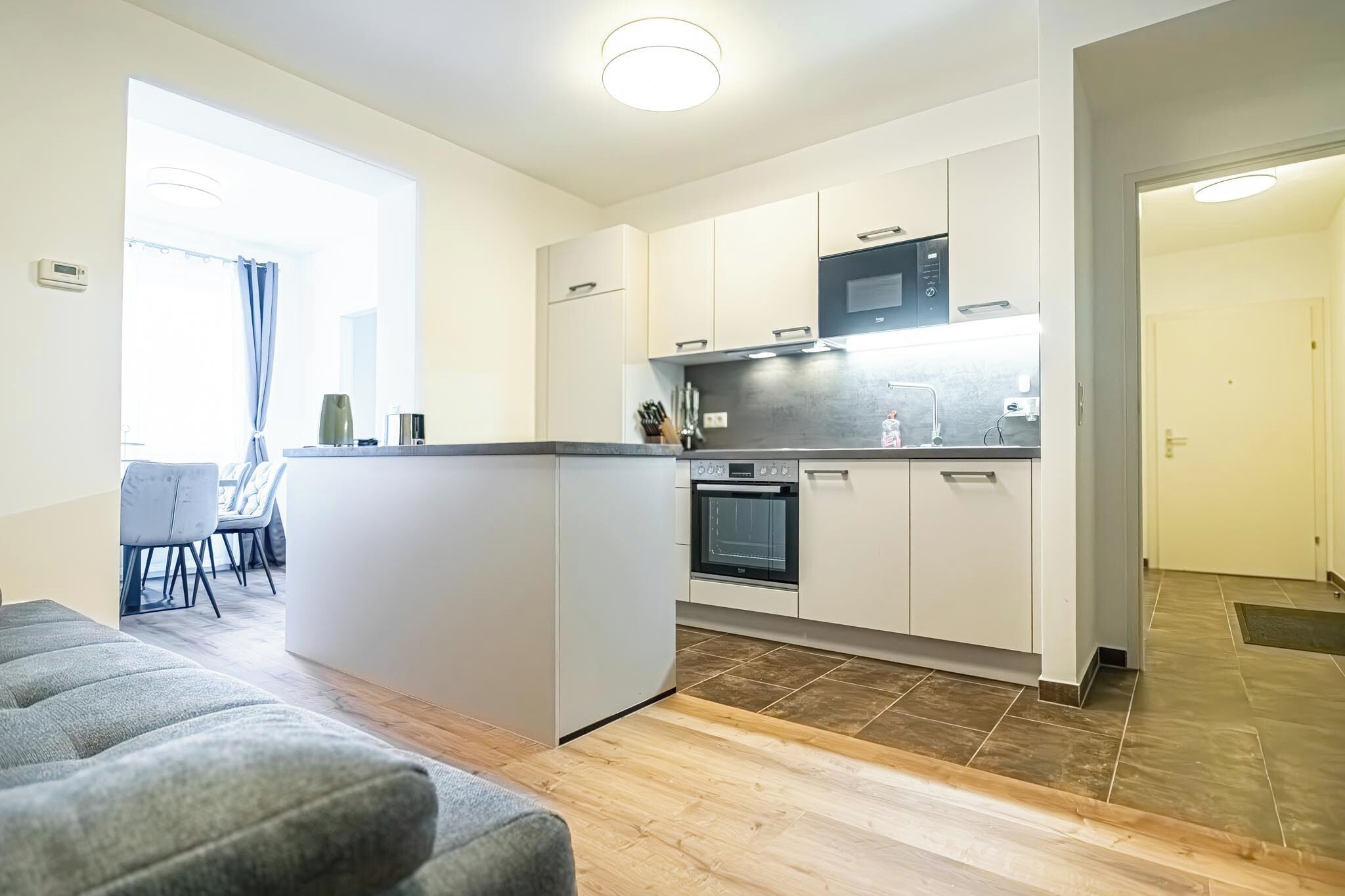 Basic Apartment | Dapur peribadi | Peti sejuk, ketuhar gelombang mikro, ketuhar, dapur 