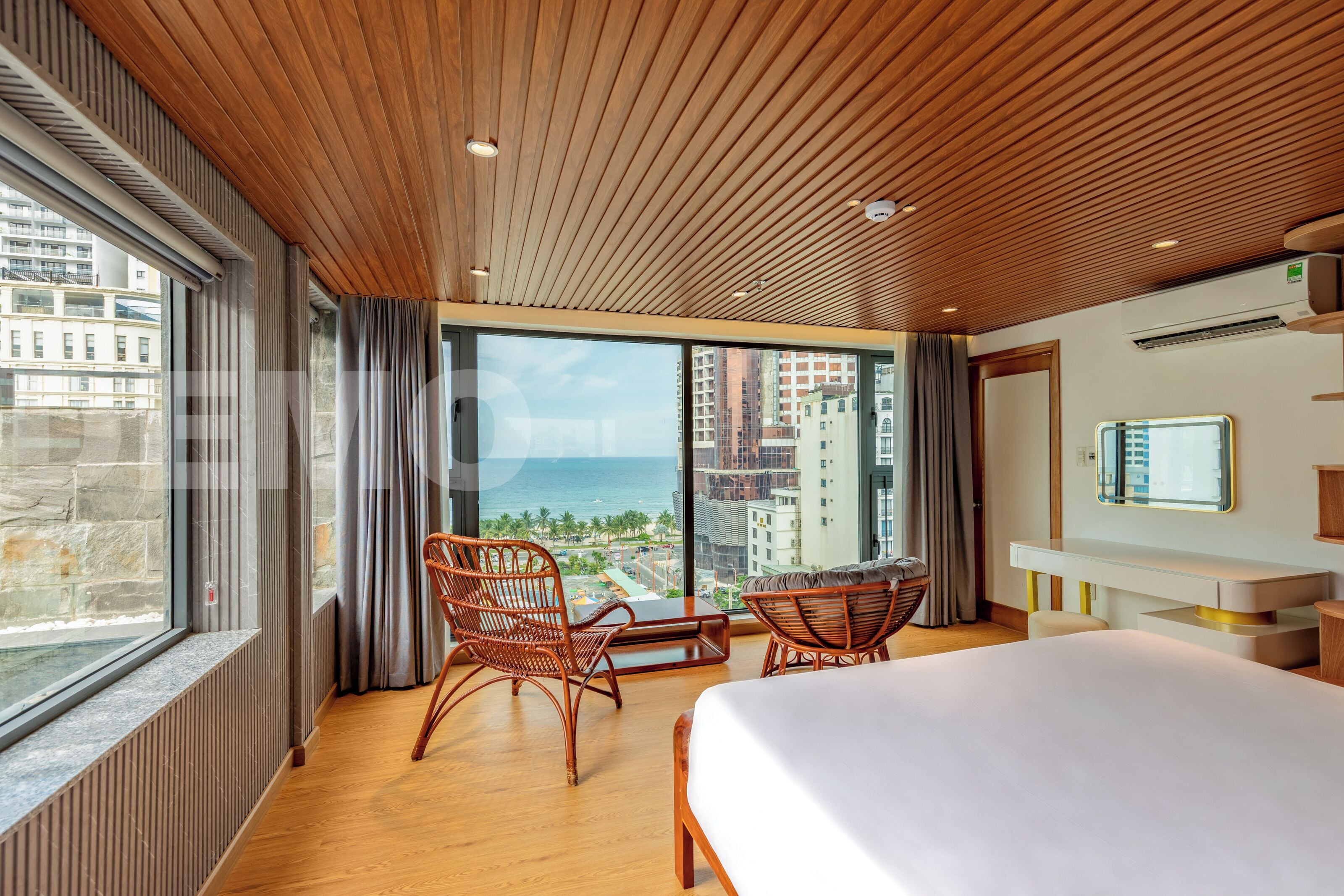 Penthouse, 1 Katil Raja (King) dengan Katil Sofa, Private Pool (Hot Tub) | Peti besi dalam bilik, meja, ruang kerja komputer riba 