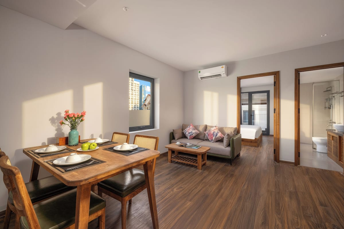 Standard Apartment - Run of House | View from room