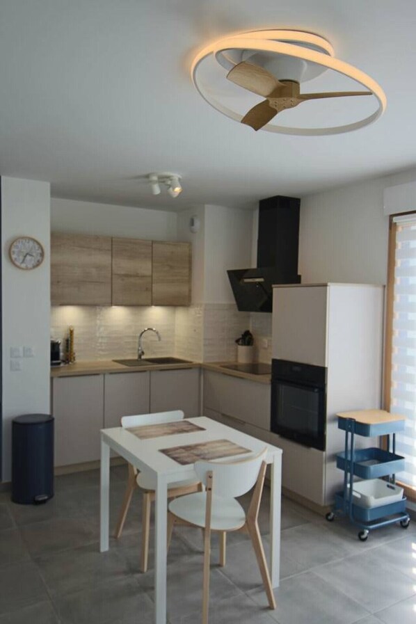 Fridge, microwave, oven, dishwasher