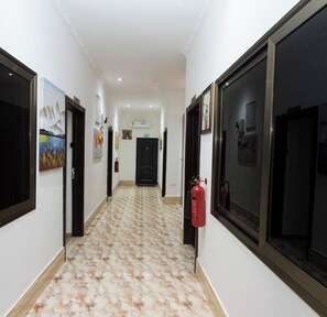 Hallway - Wepia Guest House (Oyibi)