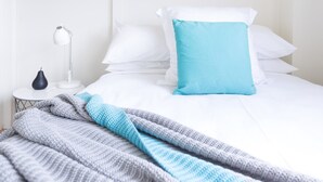 1 Schlafzimmer, Schreibtisch, Bügeleisen/Bügelbrett, Bettwäsche