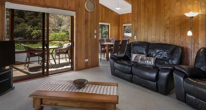 Peaceful Oasis in the heart of Tapu